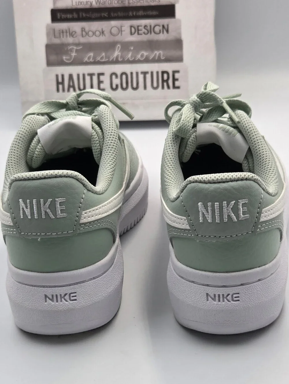 NIKE Air Force